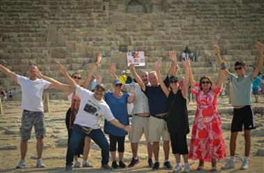 Tagestour ab Hurghada zu den Pyramiden & Ägyptischen Museum im Minivan